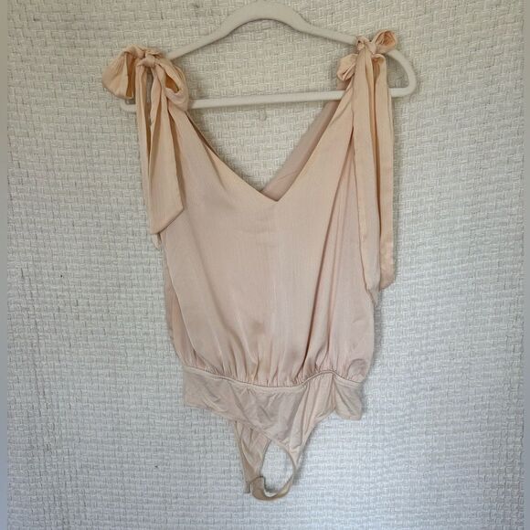 NWT High Expectations Bodysuit✨ - Picture 1 of 6